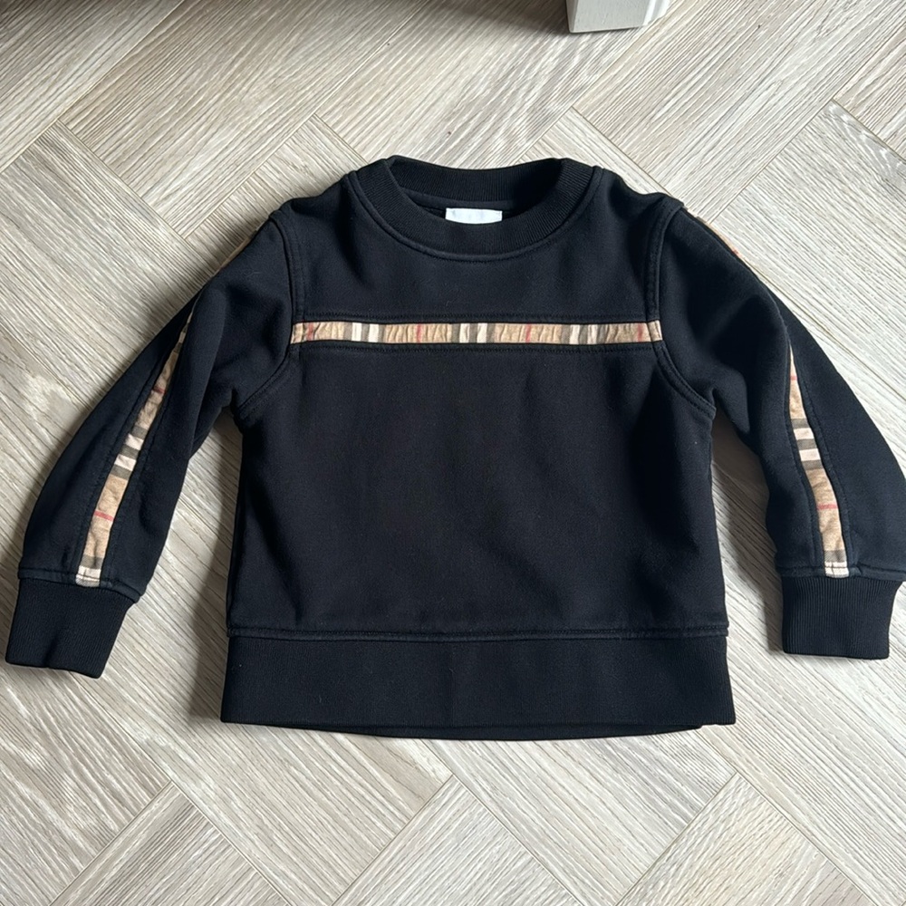 Burberry black plaid sweatshirt/sweater